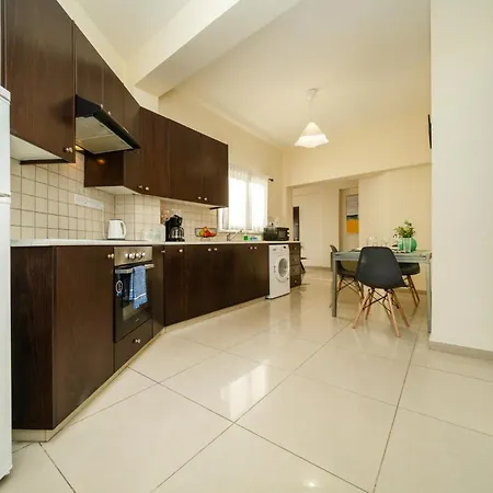 Apartment 2 Bedroom Flat