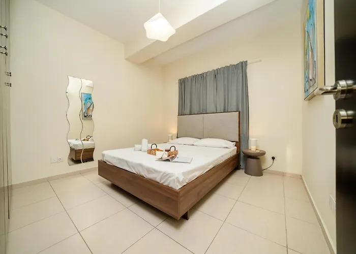 2 Bedroom Flat شقة نيقوسيا