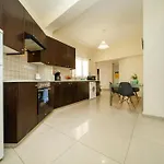 Lejlighed 2 Bedroom Flat