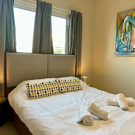 2 Bedroom Flat Lägenhet *