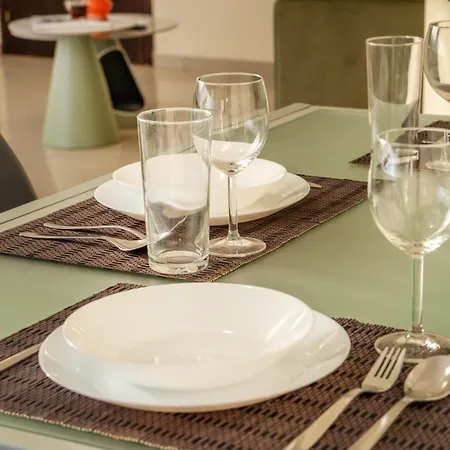 2 Bedroom Flat Apartament