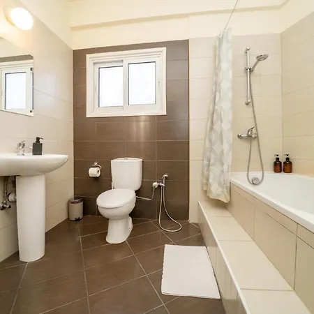 2 Bedroom Flat
