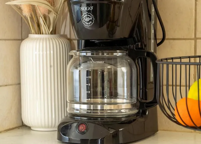 2 Bedroom Flat 公寓 *