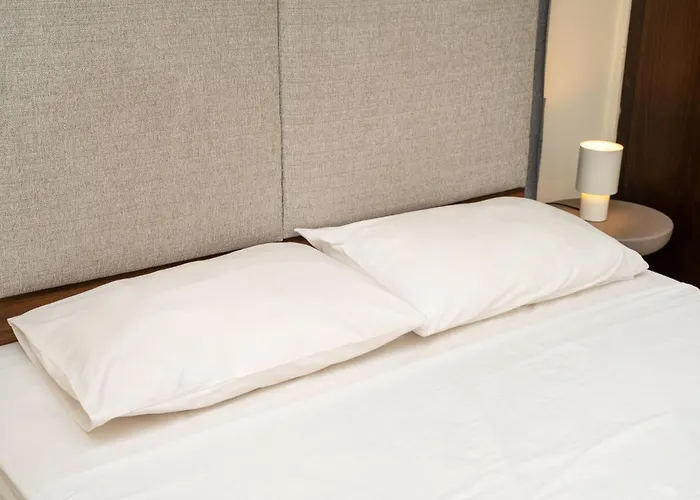 2 Bedroom Flat * 尼科西亚